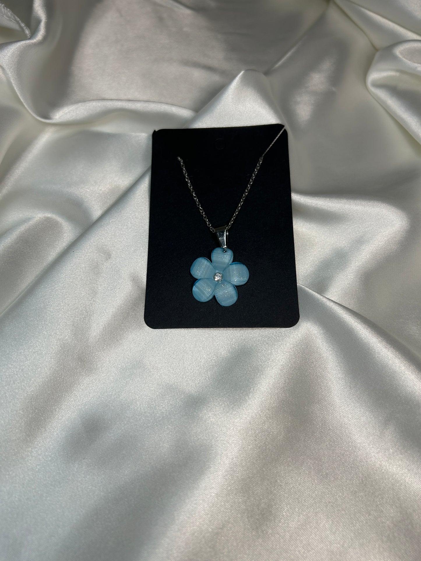 Petal Necklace (1pc)